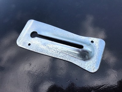 Heavy Steel Snap Tie Wedges - box of 100 -Concrete Forming Wedge