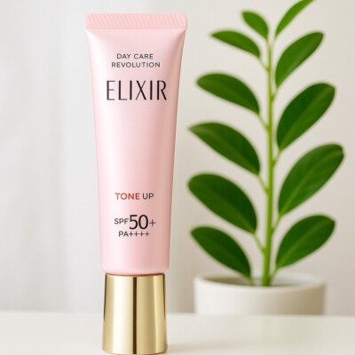 ELIXIR Day Care Revolution Tone Up UV Milk SPF50+ PA++++ 35g   Japanese Skincare