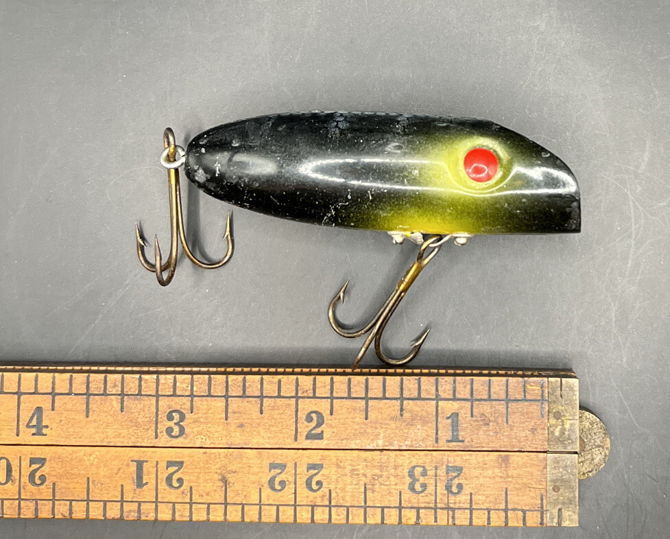 bass fishing lures plugs AC Plug Trophy Striper Lure Kit Draw the attention of predatory salmon with the Silver Horde Ace Hi Plug Silver Horde Ace Hi Plug