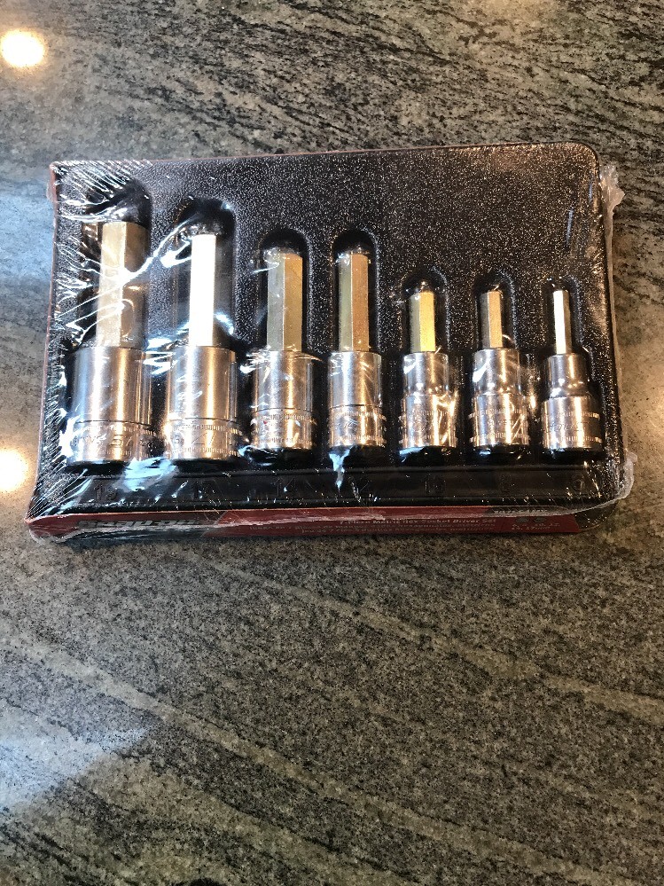 Picture 2 of 5