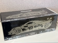 Minichamps McLaren F1 GTR No.59 Ueno Clinic 1/18 Le Mans 24h 1995 Model