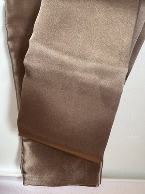 Luxus Satin Kissenbezug mit einem Satin Schal Beige in einer PACCORA Geschenkbox Neu