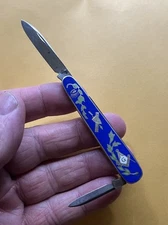 2 3/4” MASONIC ENAMELED LOBSTER KNIFE CATTARAUGUS CUTLERY CO