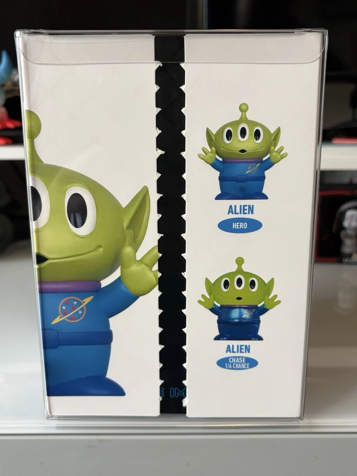 Thrilljoy Pix! Pixar Toy Story Alien Glow Chase w/ Soft Protector - Image 4 of 4