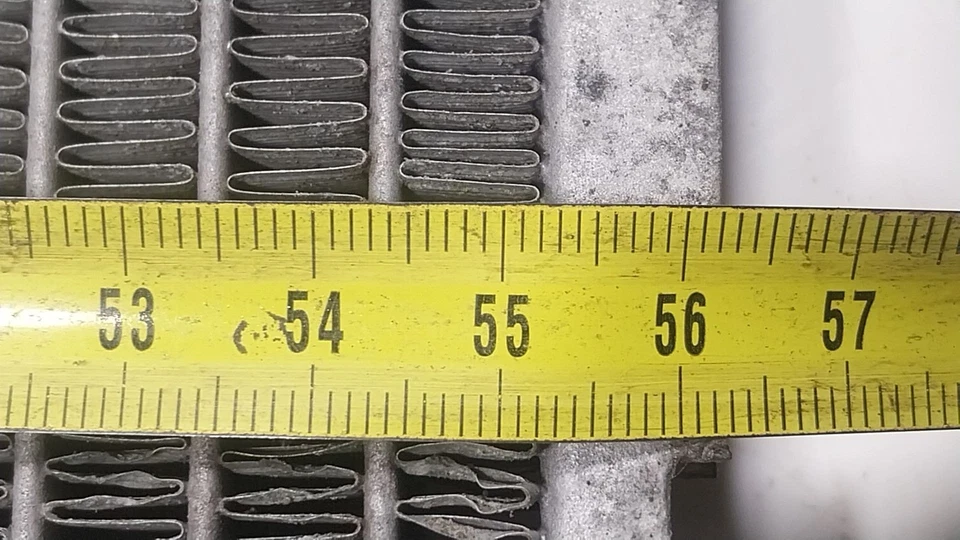 1330P9 RADIATEUR D´EAU / 9685852680 / 17490420 POUR PEUGEOT 2008 I CU_ 1.6 HDI - Photo 4/4