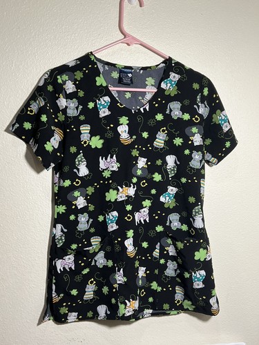 Zoe + Chloe Scrub Top Medical Uniform XS St Patty’s Day