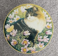 Vintage Lesley Anne Ivory Cats Jigsaw Puzzle In Collectible Storage Tin