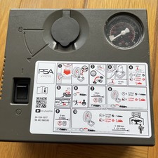 Tyre Inflator Air Pump Compressor for Car and Motorcycle Tires