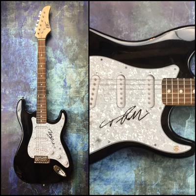 GFA The Rogues Gallery Band * TIM ROBBINS * Signed Electric Guitar AD1 COA