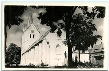 S03-7433, THISTEA KIRKE, VINTAGE REAL PHOTO POSTCARD