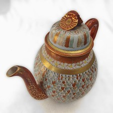 Vintage Japanese Kutani Hand Painted Porcelain Teapot Thousand Faces Red  Gold