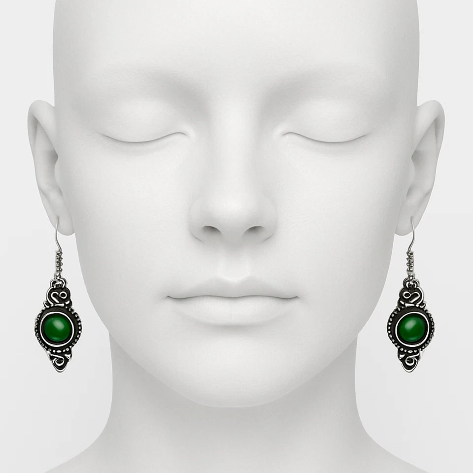 Orecchini in ottone stile vintage pietra rossa intarsiata finitura argento... - Immagine 4 di 4