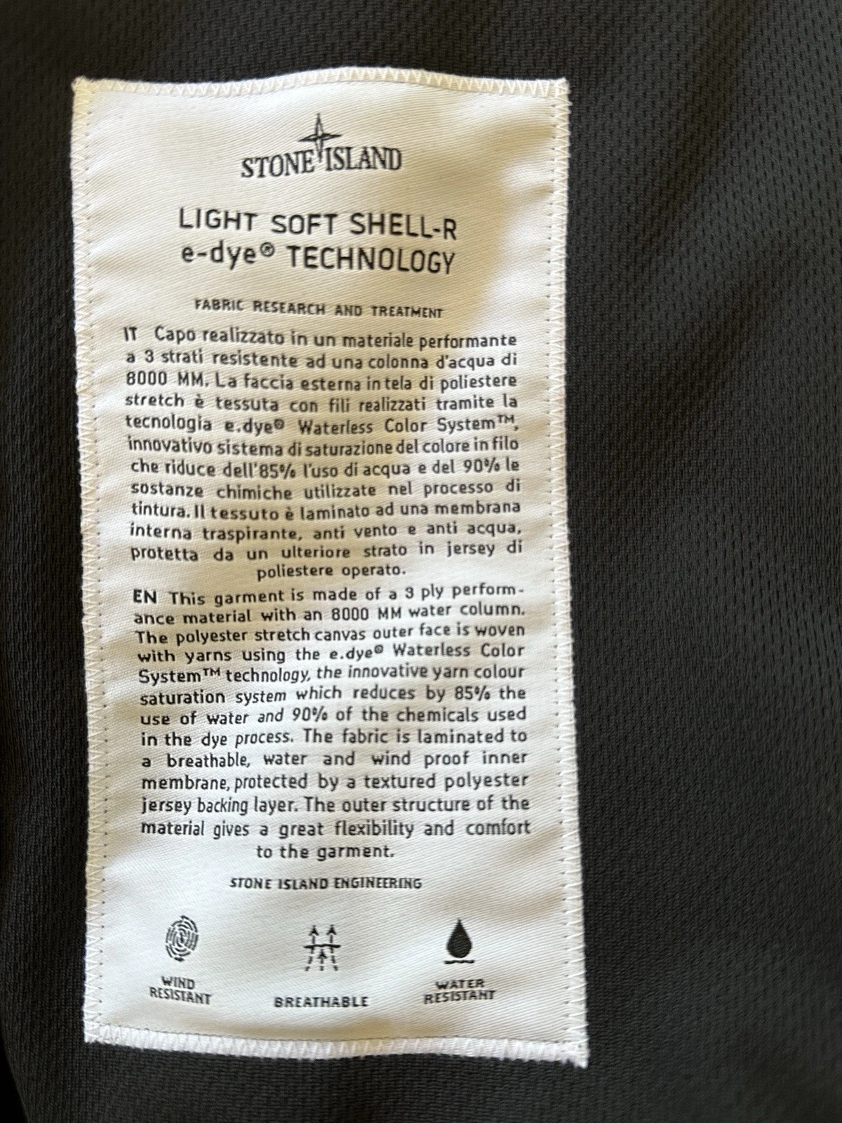NWT STONE ISLAND SS21 LIGHT SOFT SHELL-R E-DYE JACKET DARK NAVY - MEN'S LARGE - product detail image 5