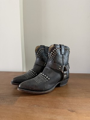 Frye Women s Billy Biker Studded Leather Short Harness Ankle Boots Booties 9.5