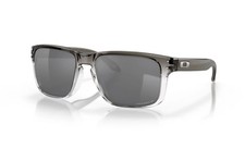 NEW IN BOX Oakley Holbrook Polarized Sunglasses OO9102-57 18 137 Dark Ink Fade 