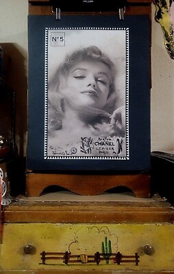 Marilyn Monroe, CHANEL No.5 Limited Edition, 24'x 15'in. Signed