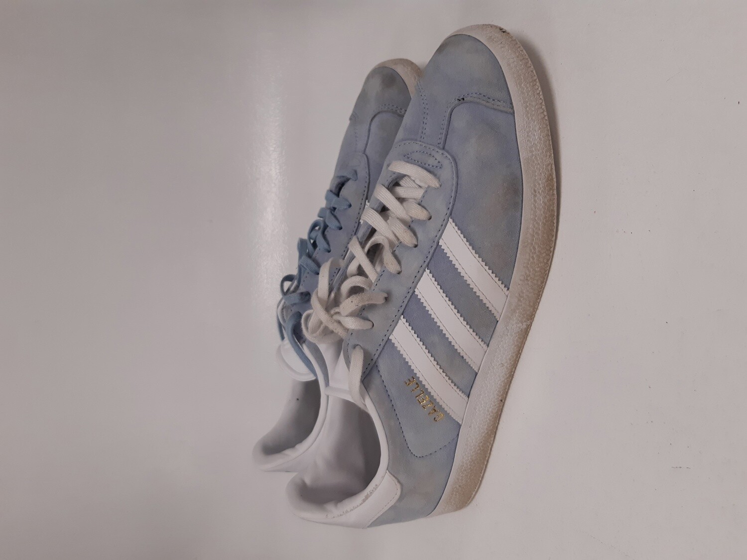 adidas gazelle light blue mens