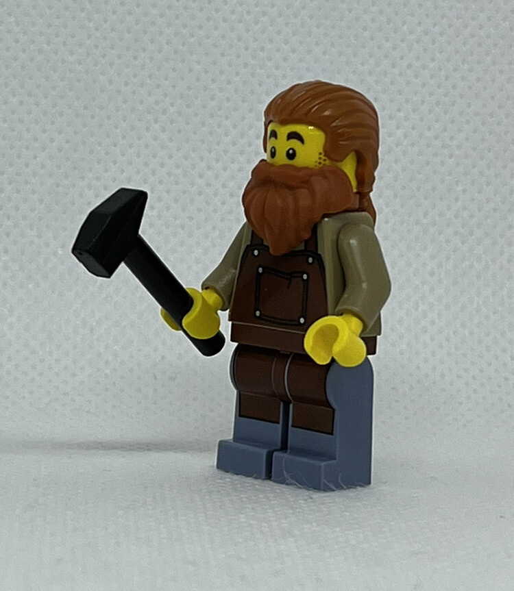 NEW LEGO Medieval Blacksmith 21325 GENUINE Minifigure Mini Figure