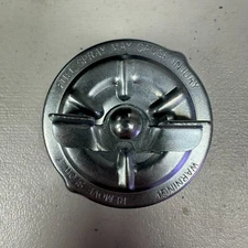 Twist Lock Gas Fuel Tank Cap Cover Lid for Dodge Challenger 1972-1973