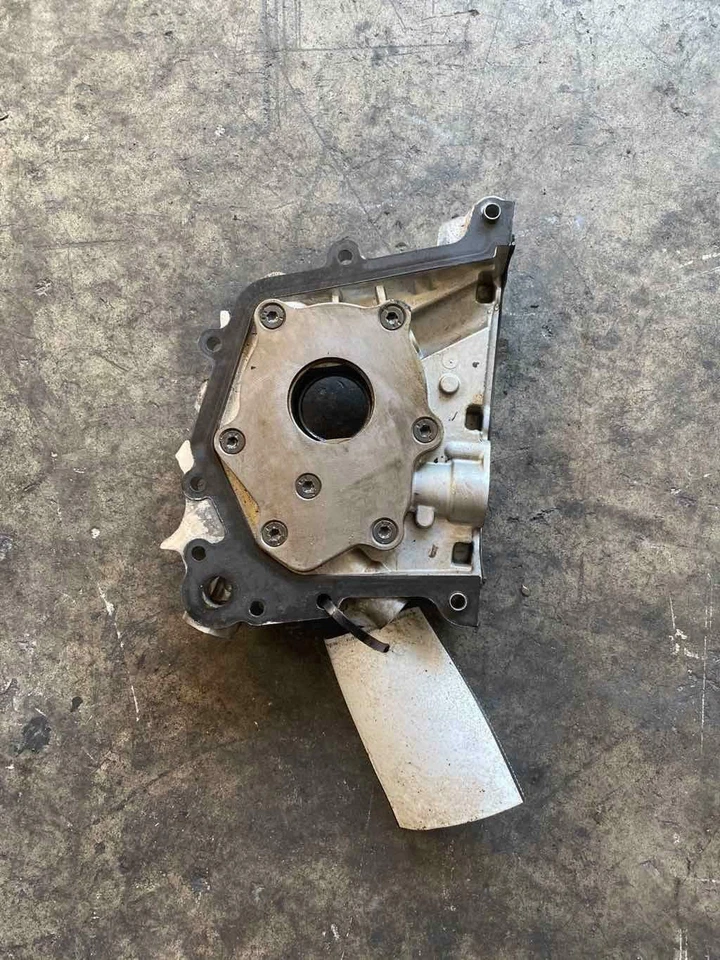 Bomba de óleo de motor Ford Fiesta 2013 automática Trans. Sedã G 1,6L - Imagem 2 de 4