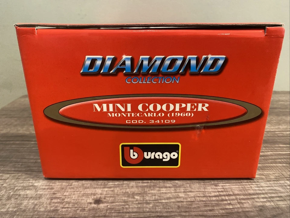Burago 1960 Mini Cooper Monte Carlo 1/16 Diecast Car Italy 34109 Model #101 - Image 4 of 4