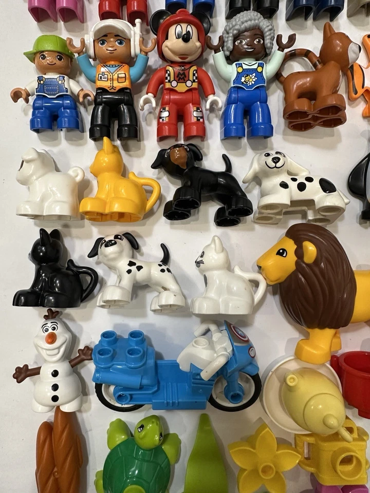 LEGO Duplo Minifiguras Animales Accesorios Lote De 50+ Perro Gato Ballena Foto 4 de 4