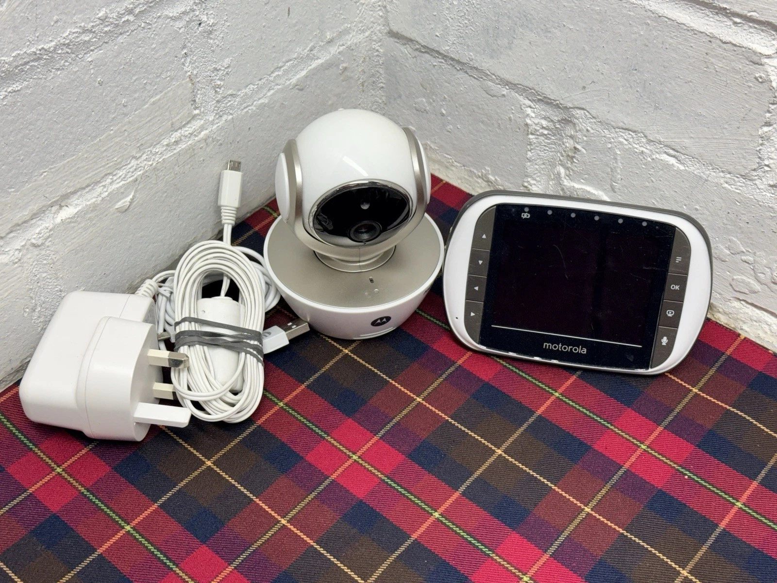 Motorola Mbp853 Connect WiFi With Internet Viewing Digital Video Baby Monitor