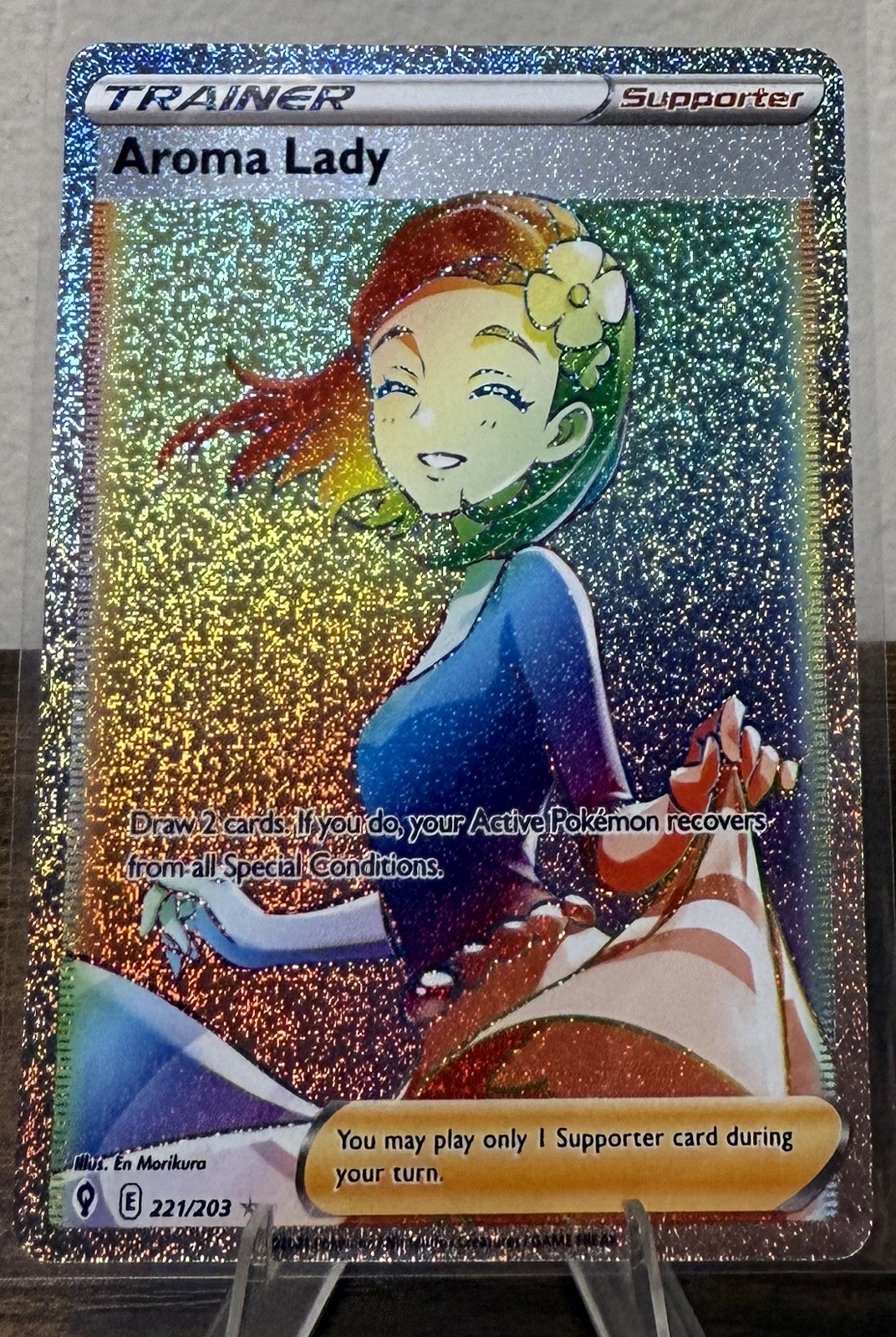 Aroma Lady 221/203 Evolving Skies NM Full Art Secret Rainbow Rare Pokemon Card