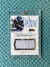 2014 Panini Flawless Marshawn Lynch Silver Game-Worn Dirty Patch OnCard Auto /25
