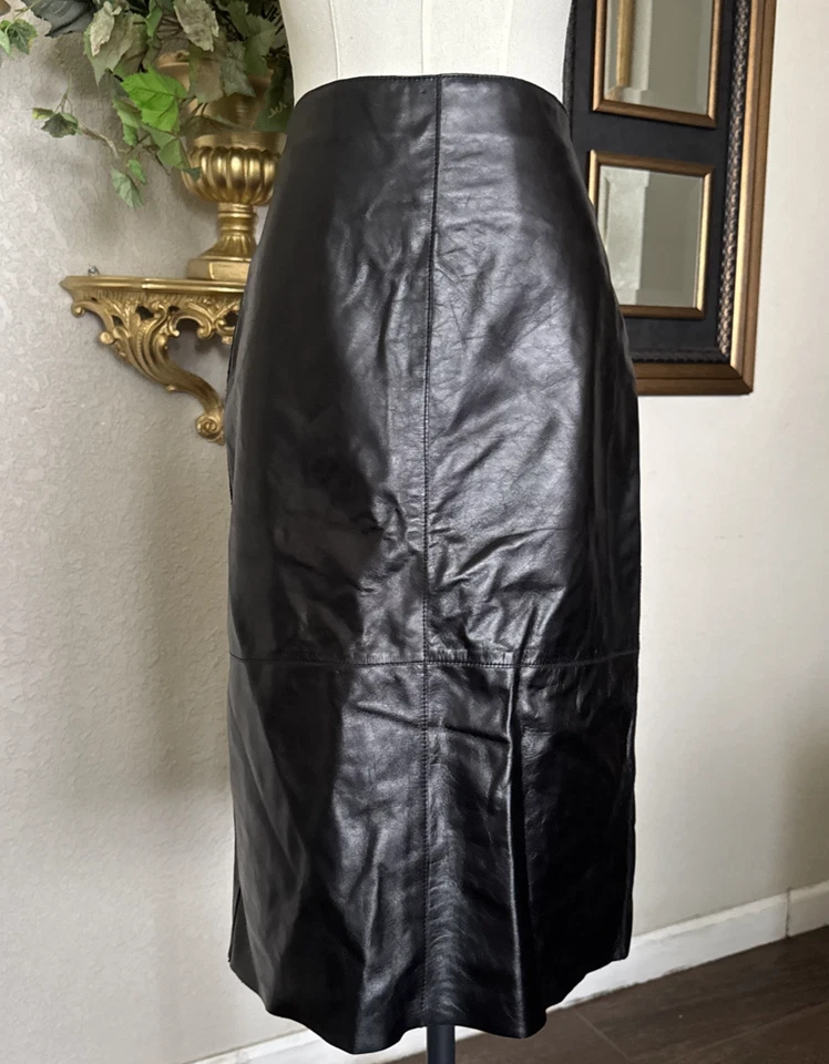 Kenneth Cole Women's High-Waisted Real Black Leather Back Slit Pencil Skirt Sz 8 - Image 3 of 4