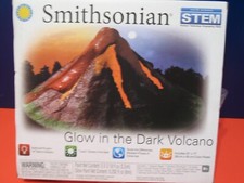 Smithsonian Earth Science Glow In The Dark Giant Volcano - Brand New