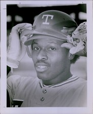 LG819 1976 Original Ronald Mrowiec Photo LENNY RANDLE Texas Rangers Baseball