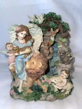 Vintage Classic Treasures Musical Angels Cherubs & Animals Water Fountain