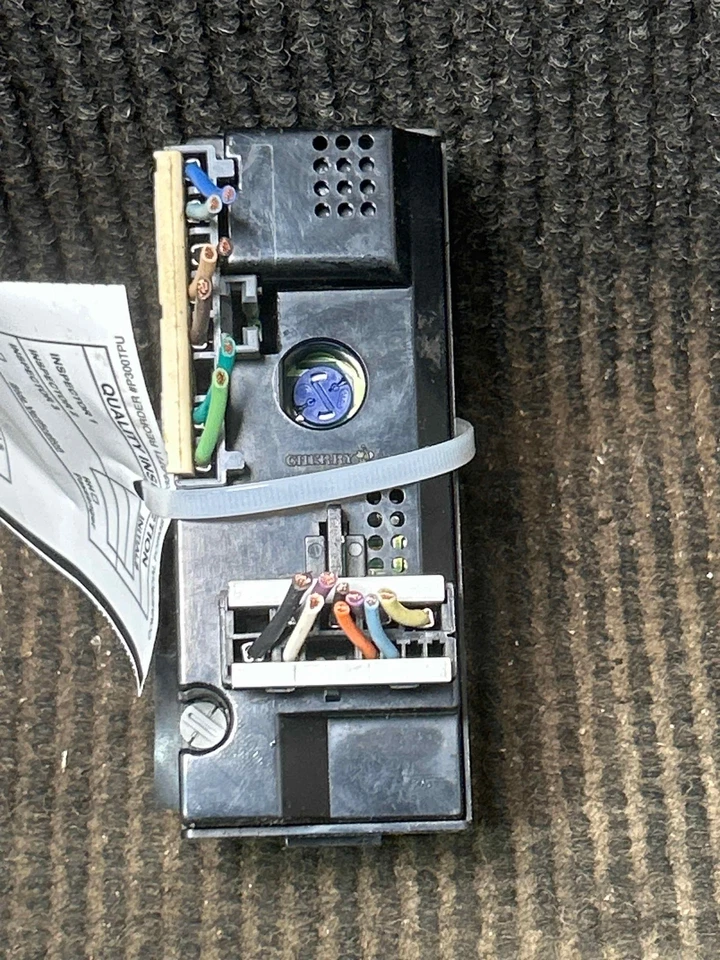 Fits 1999-2000 Cadillac Escalade, Driver Master Door Switch, OEM:19244658 Foto 2 de 3