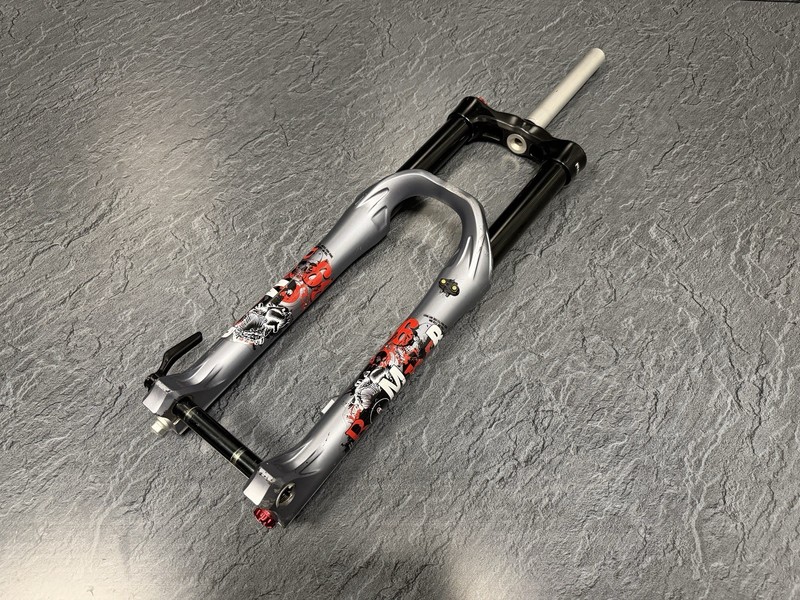 Marzocchi Bomber 66 RC3 26” Forks