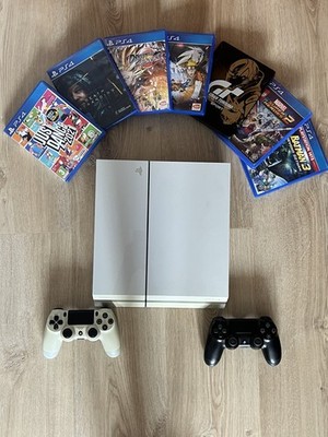 PS4 Konsole mit 2 controller und Spiele 500GB und Stromkabel