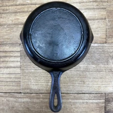 Vintage Lodge #3 U and E 3 Notch Heat Ring 6" Cast Iron Skillet ~ Free Shipping