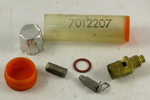 1958 Pontiac Super Chief Bonneville Star Chief NOS R4 needle-seat 7012207