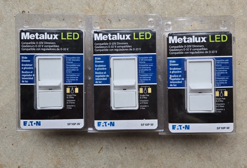 3 Eaton SF10P-W Single-Pole/3-Way LED 0-10V Decorator Dimmer Switches