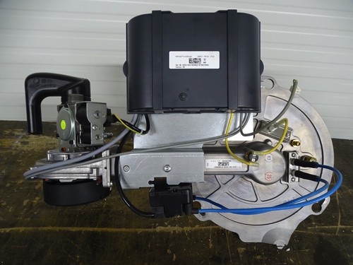 Buderus Logano Plus GB212-22 Gas-Brennwert-Kessel 22kW Heizung Bj.2014 - Picture 10 of 18
