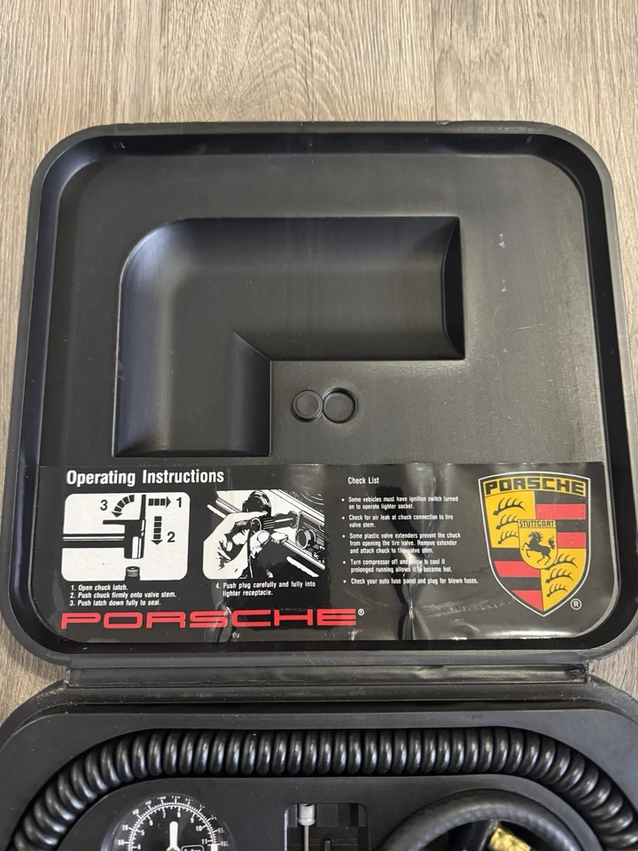 BOMBA INFLADORA COMPRESSOR DE AR REPARO PNEU ORIGINAL PORSCHE 911 930 928 944 968 FABRICANTE DE EQUIPAMENTO ORIGINAL - Imagem 3 de 4