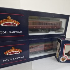 3x Bachmann Crimson Coaches 34-625 34-226B And 34-251B