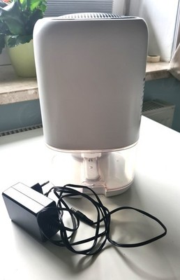 Elektrischer Luftentfeuchter RoHS mini 1000 ml; H 25cm, 13 x 13cm, weiß
