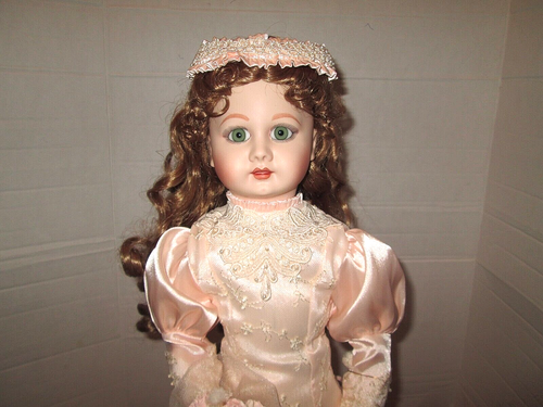 Franklin Heirloom Simon Halbig Reproduction 20" Porcelain Doll * pre owned - Picture 2 of 14