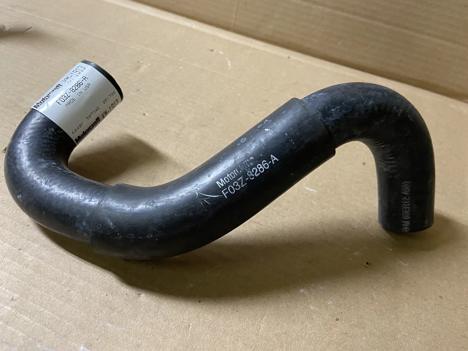 Manguera de radiador moldeada inferior 89-91 topacio y tempo Ford FO3Z-8286-A Foto 3 de 3