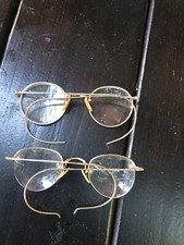 LOT 2 PAIRS OF VINTAGE WIRE EYEGLASS FRAMES
