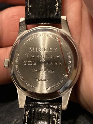 Walt Disney World Mickey Through The Years Watch Limited  display picture 1