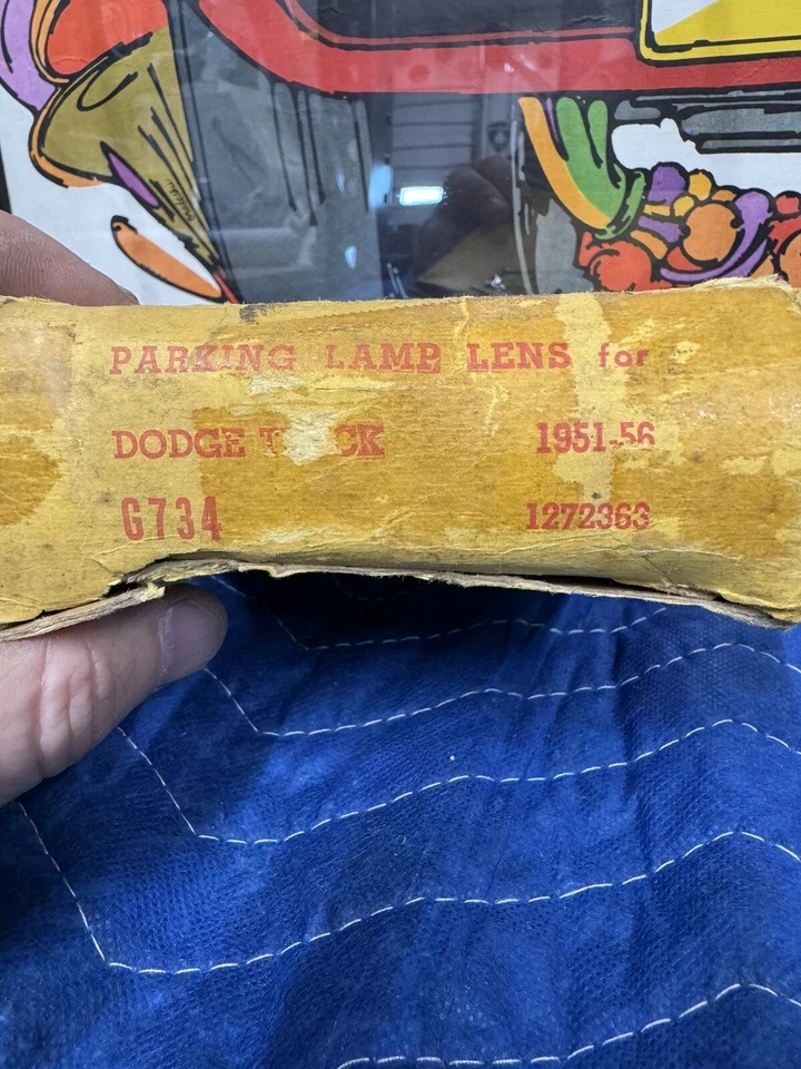 NOS 1951-56 Dodge Truck Parking Lamp Lens - Image 3 of 4