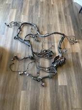 2015 Ford F550 6.7l Diesel Engine Bay Wire Wiring Harness Fuse Box Oem Broken