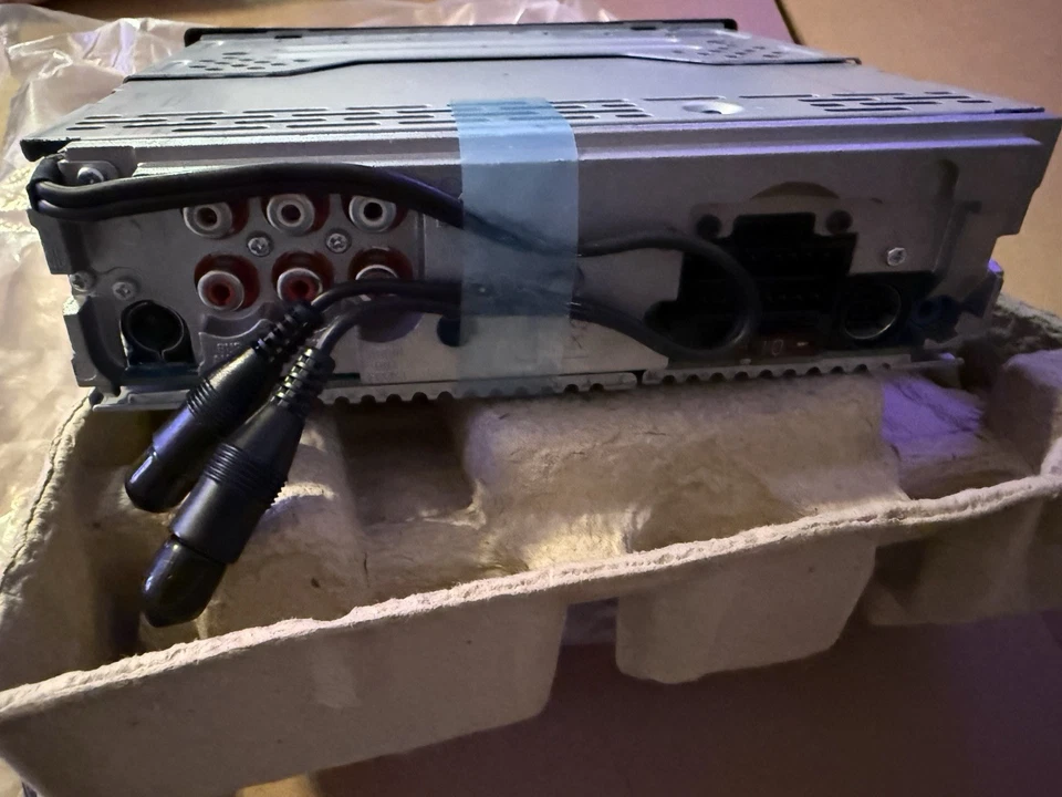 Sistema de audio estéreo Sony MEX-BT5000 Bluetooth con control remoto Foto 4 de 4